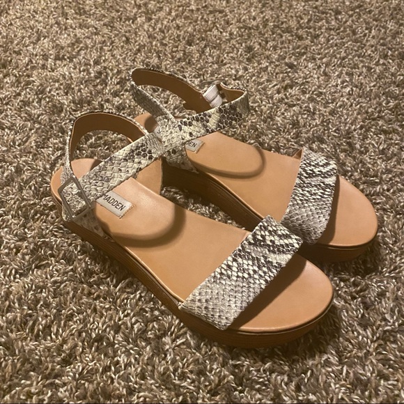 Steve Madden Platform Snakeskin Sandals - Picture 2 of 6